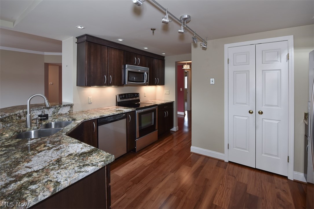 Westlake Condos - Residential