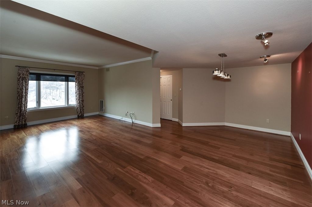 Photo of 19000 Lake Road #2315, Rocky River, OH 44116 (MLS # 5189652)