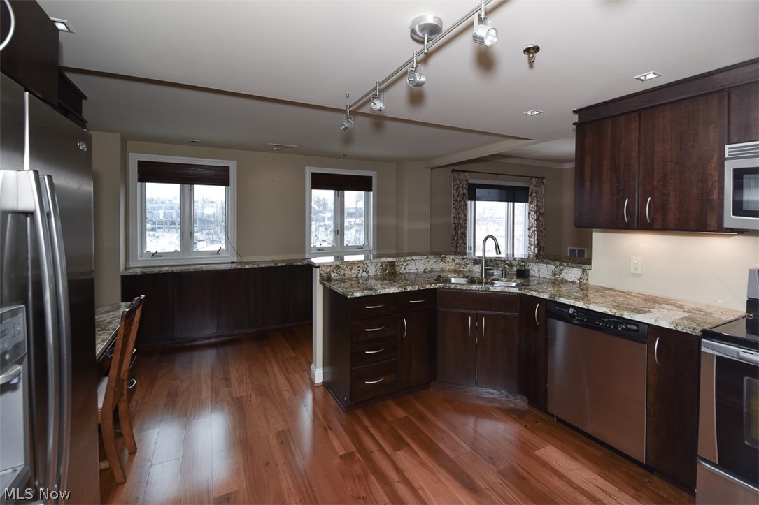 Westlake Condos - Residential