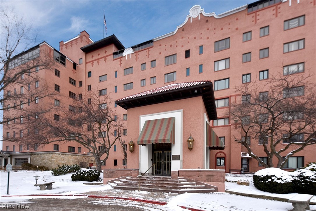 Westlake Condos - Residential