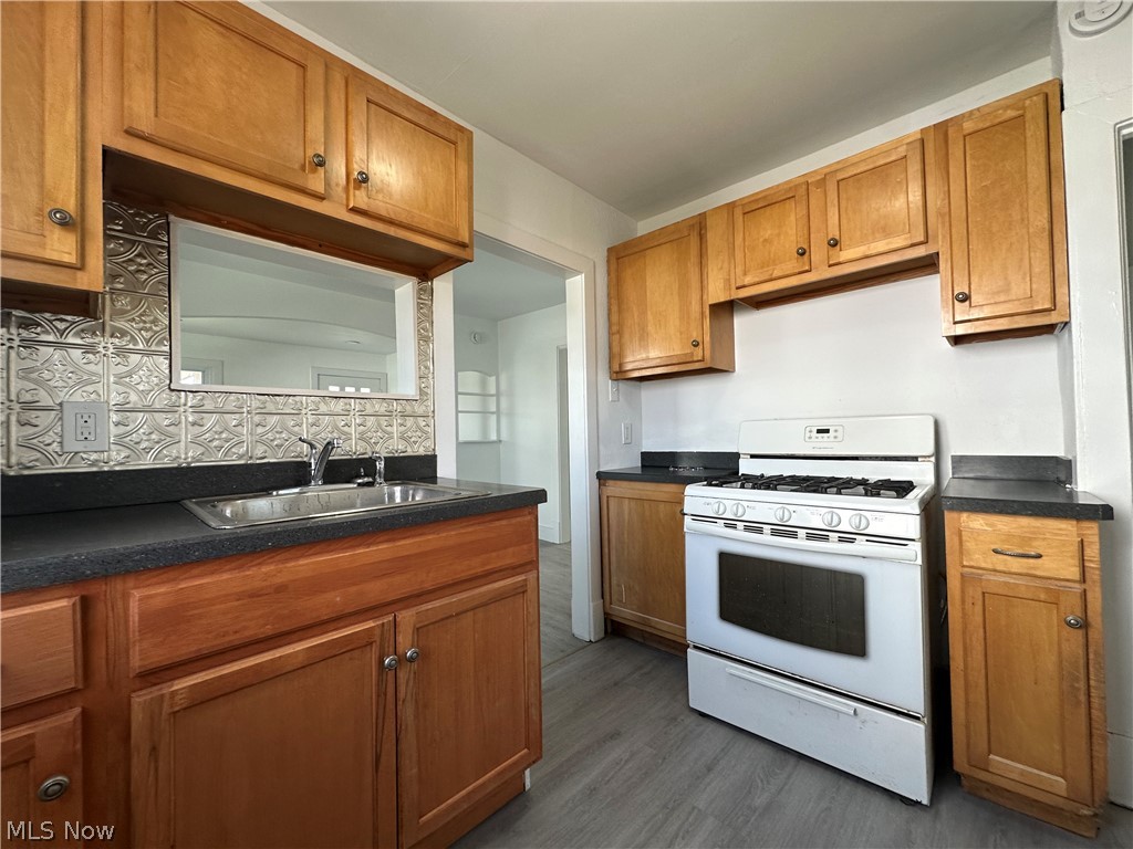 Parkland Heights Companys Parklan - Residential