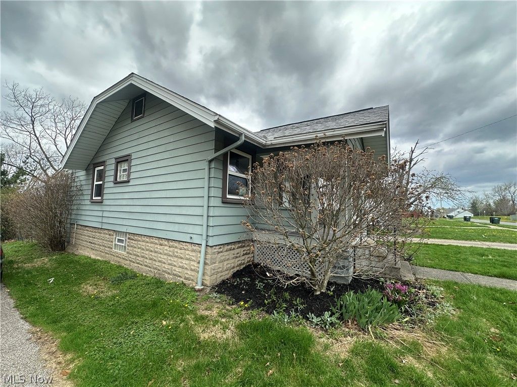 Photo of 5040 E 88th Street, Garfield Heights, OH 44125 (MLS # 5200925)