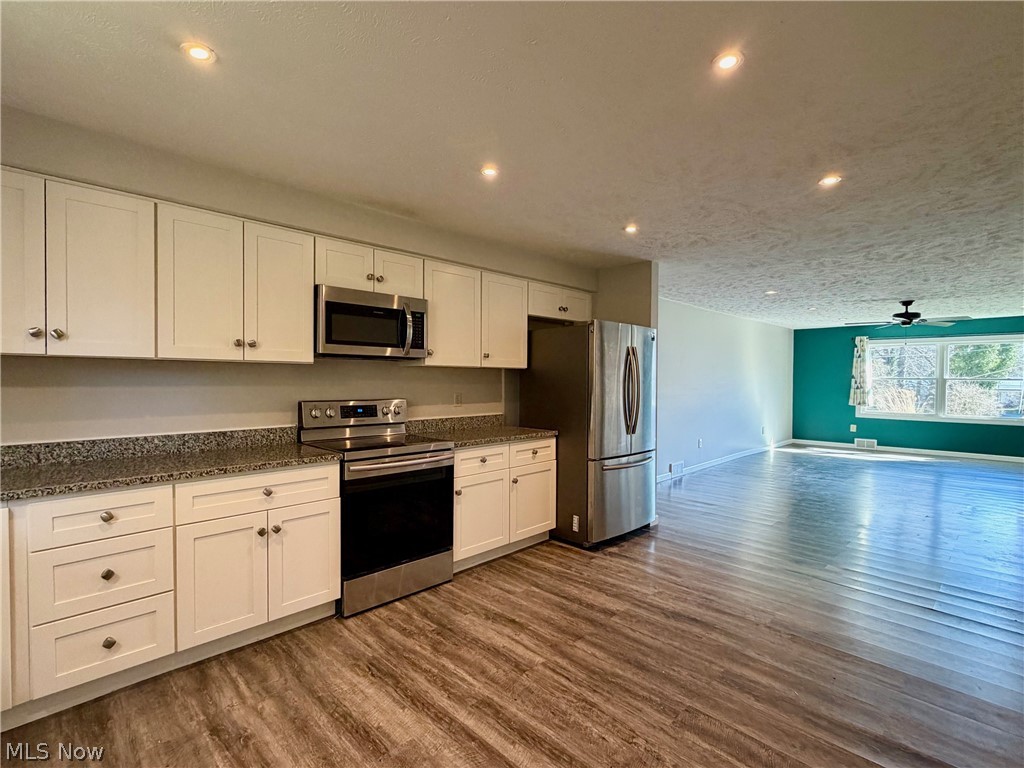 Lake Aquilla - Residential