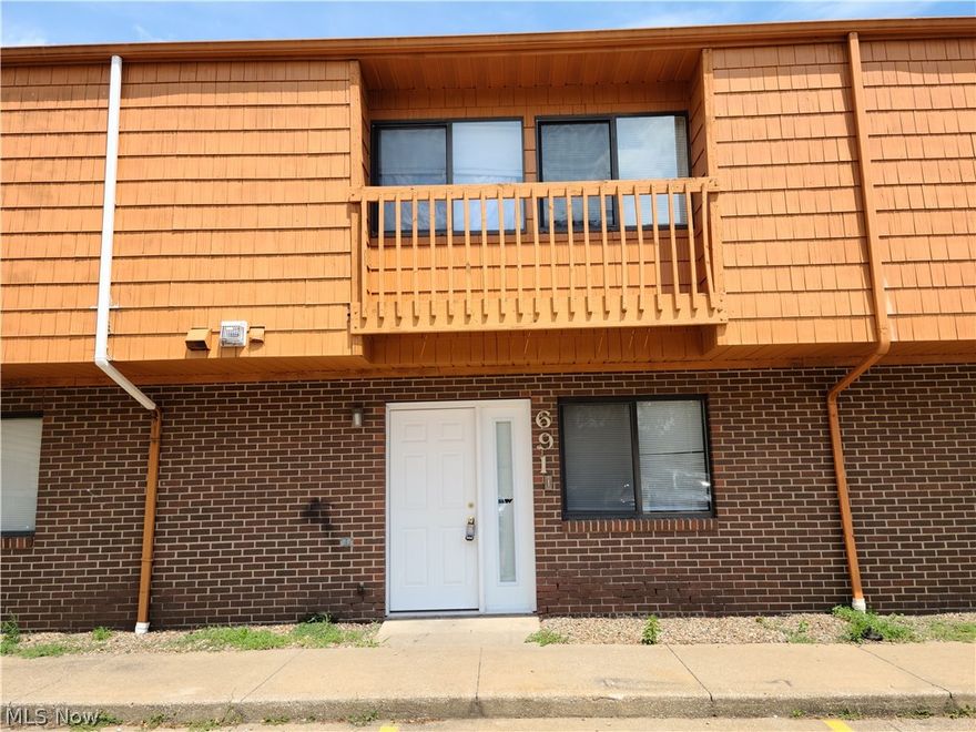 691 Carroll St Akron OH 44304 is a condominium townhome with 5 bedrooms each with a bathroom, the 1st floor bedroom has a double full wall closet & full bathroom across the hall with 4 additional bedrooms upstairs each having their own en suite bath with own toilet & sink that share a shower / bath combination. The 1st floor also includes a huge common living room, dining area & kitchen for 5 tenants, laundry with washer and dryer, storage closet & mechanicals. There is a patio on the rear accessible through 2 sets of sliding glass doors. The 2nd floor has 4 of the 5 bedrooms & bathrooms and each bedroom also has a walk-in closet & double slider window. Great investment opportunity with rental income. Parking is in front of the units with plenty of parking & on the University of Akron bus route. All appliances will stay with the townhome including refrigerator, stove, dishwasher, microwave, as well as the washer & dryer in the first-floor laundry room. Security system & WiFi are paid f