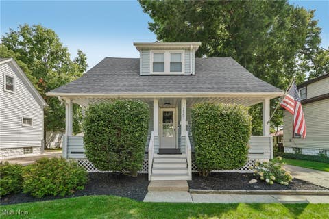 Photo for 1567 Roselawn Road
