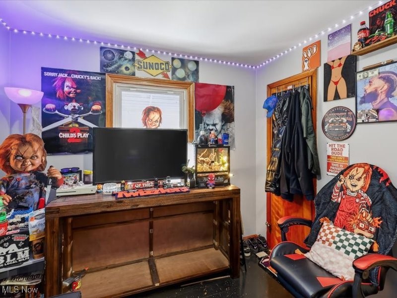 Joseph S Van De Boes Greenhur - Residential