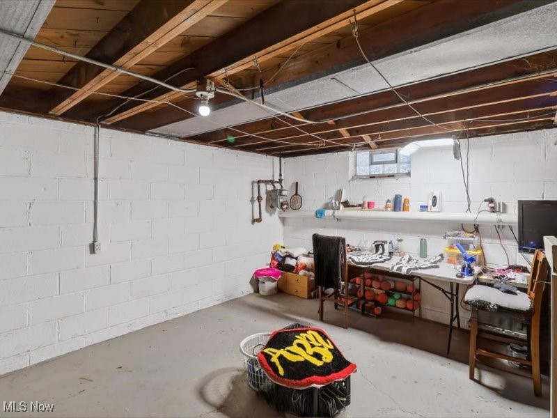 Joseph S Van De Boes Greenhur - Residential