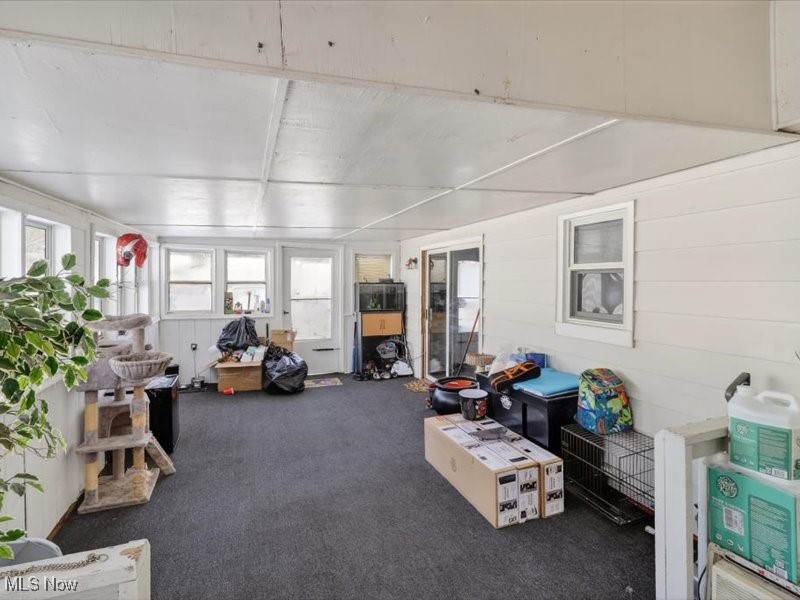 Joseph S Van De Boes Greenhur - Residential