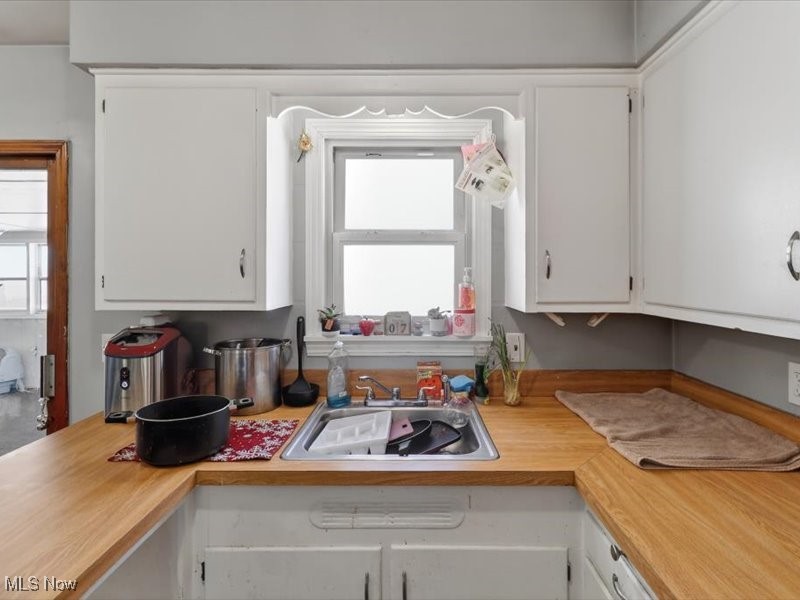 Joseph S Van De Boes Greenhur - Residential