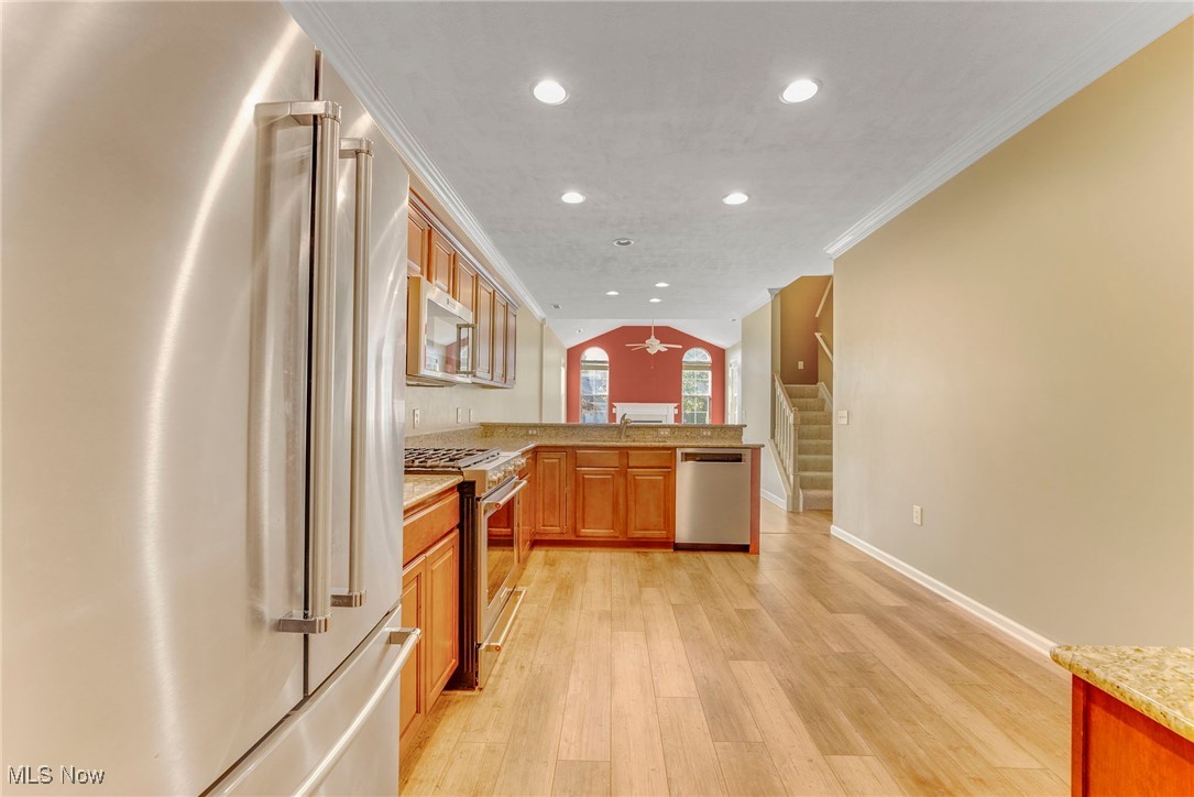 310 Sandover Drive, Aurora, Ohio image 16
