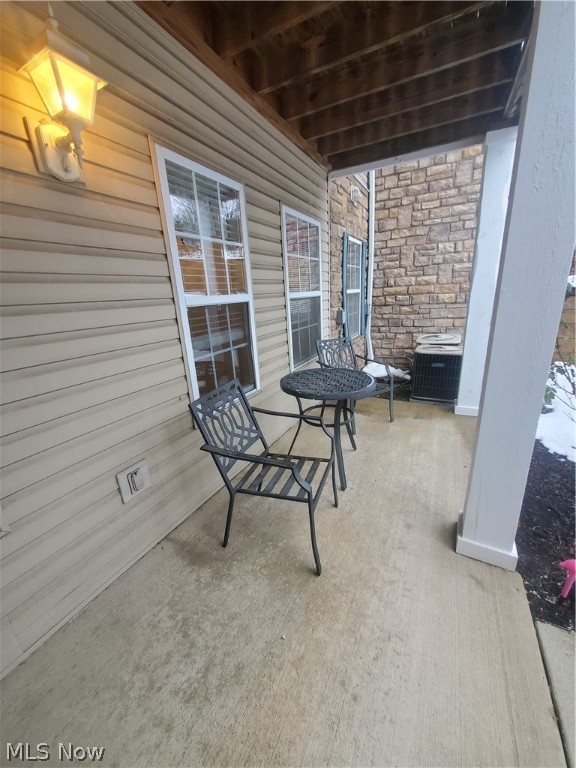 Lenox Crk Condo - Residential