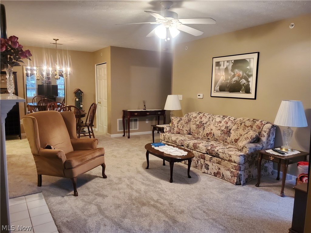 Lenox Crk Condo - Residential