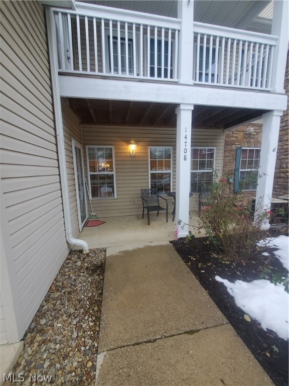 Lenox Crk Condo - Residential