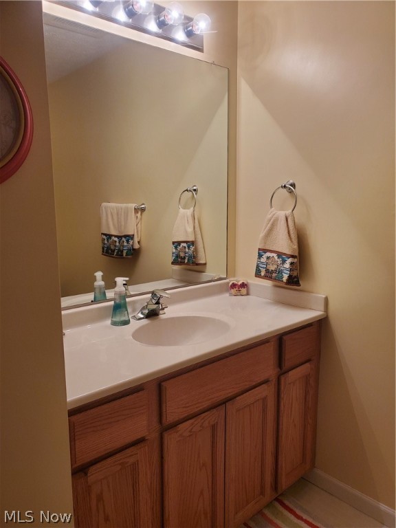 Lenox Crk Condo - Residential