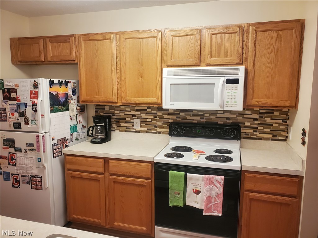 Lenox Crk Condo - Residential