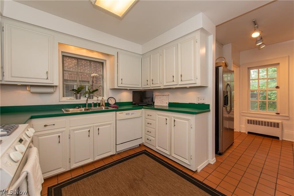 Forest Hill - Residential