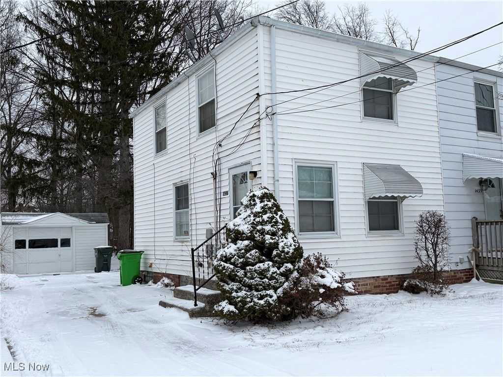 Photo of 1437 E 252nd Street, Euclid, OH 44117 (MLS # 5182079)