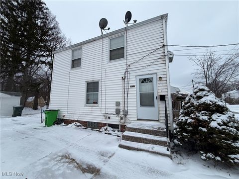 1437 E 252nd Street, Euclid, OH 44117 - #: 5182079