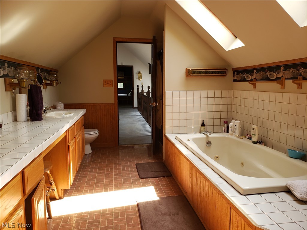 Roaming Shores - Residential