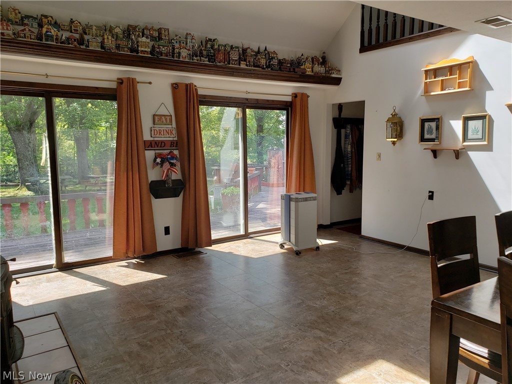 Roaming Shores - Residential