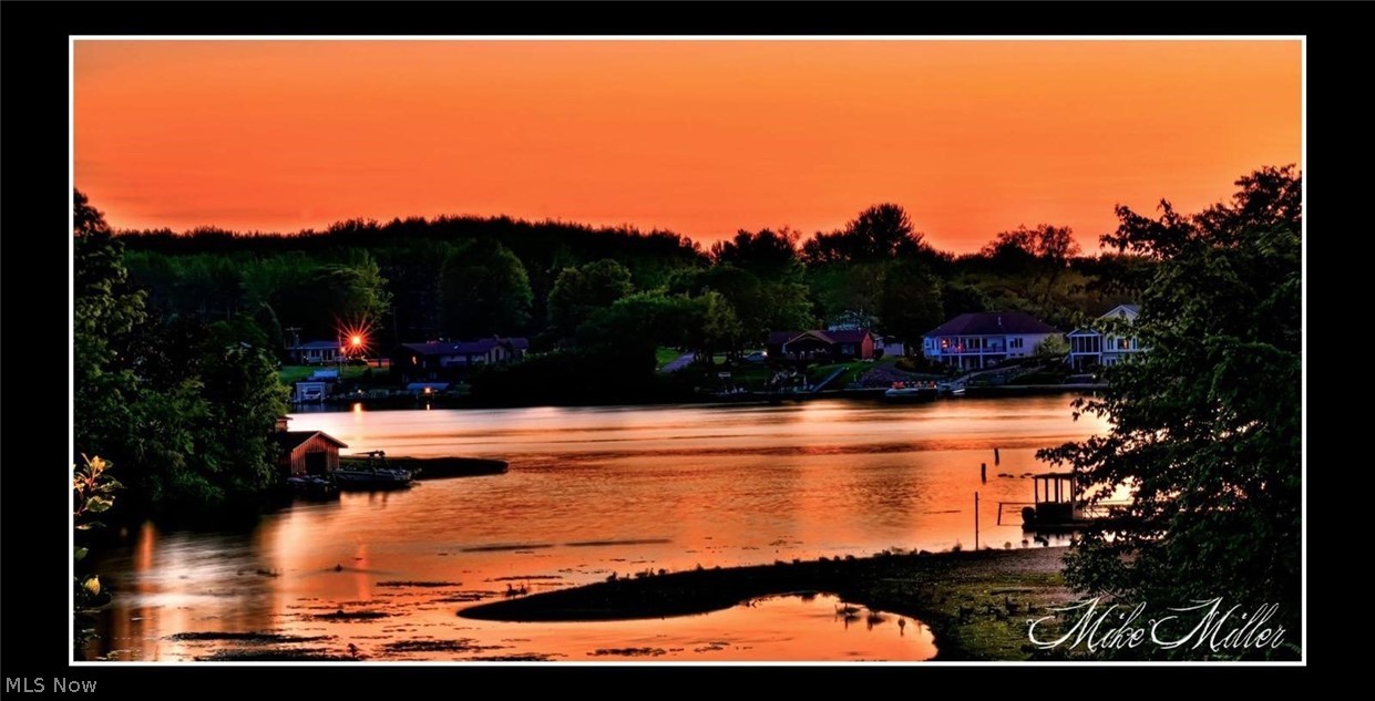 Roaming Shores - Residential