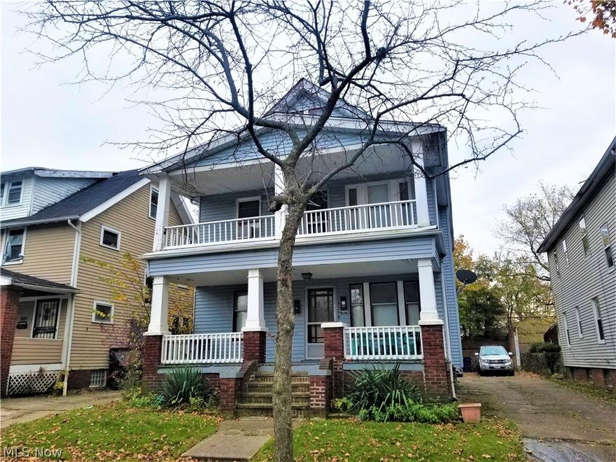 Solid investment opportunity. This spacious duplex offers 2 bedrooms, 1 full bath, living and dining room and a spacious kitchen. Up unit is currently occupied. Call today to schedule a tour!