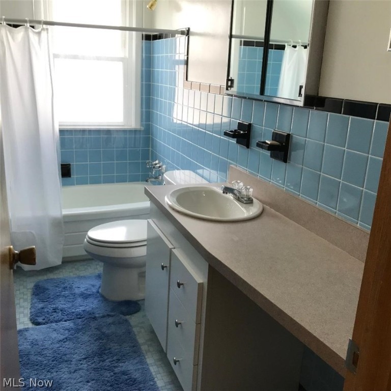 Rapid Transit Land Sales Compa - Residential