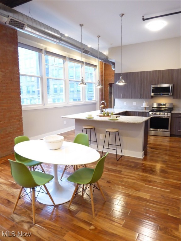 Warehouse District - Residential Lease