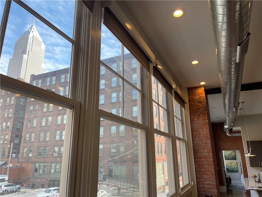 Warehouse District - Residential Lease