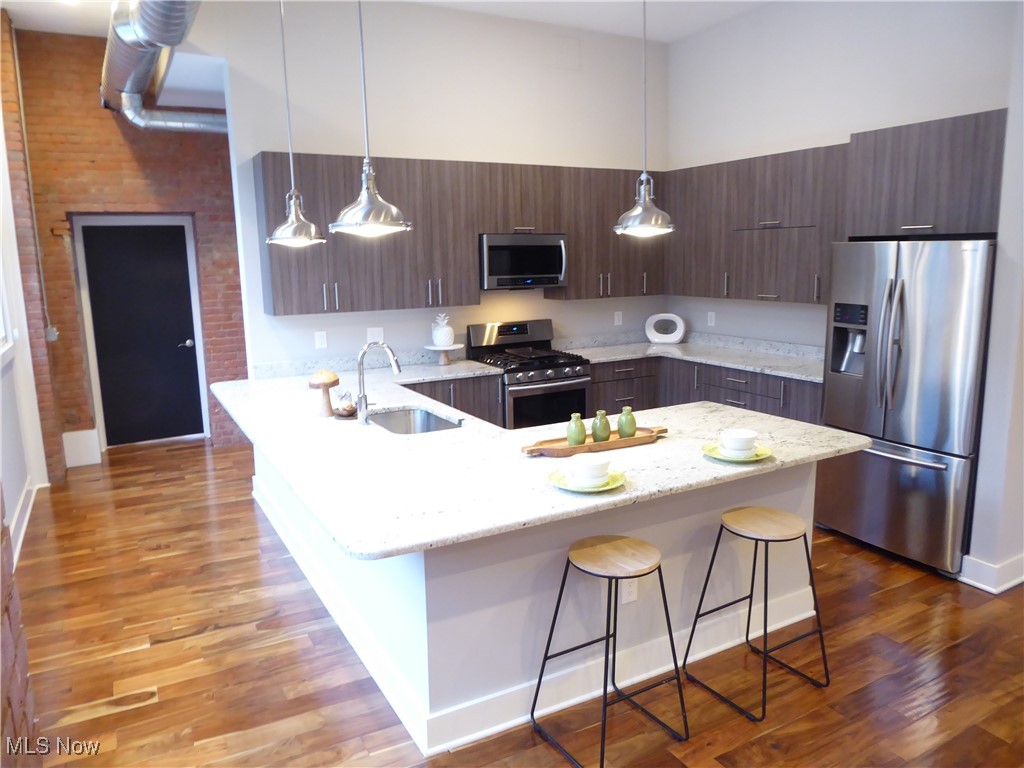 Warehouse District - Residential Lease