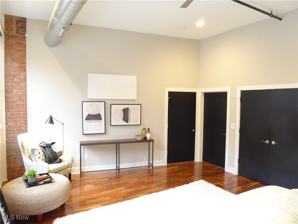 Warehouse District - Residential Lease