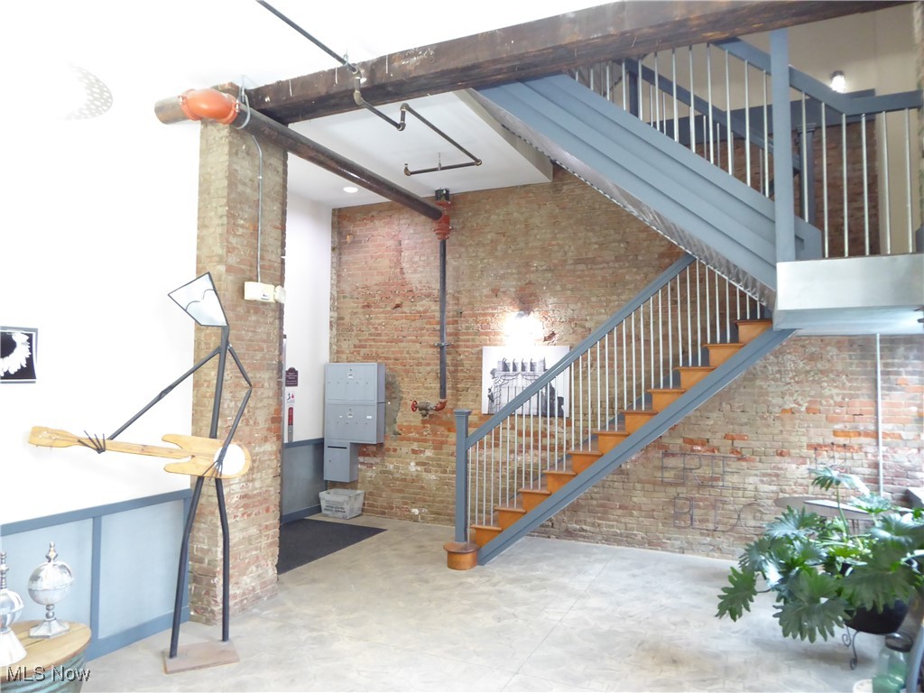 Warehouse District - Residential Lease