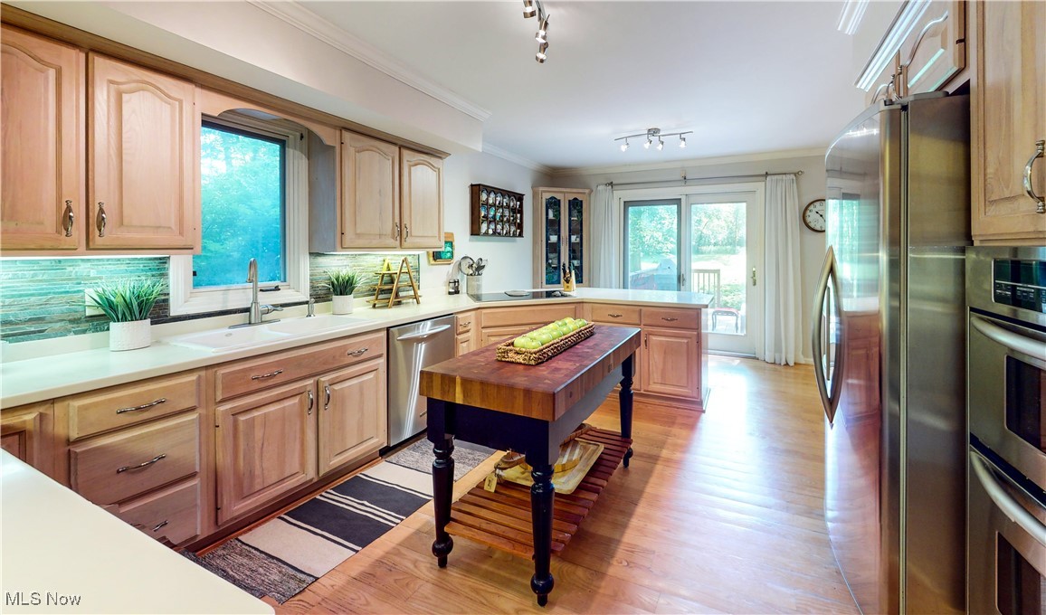 Novelty, Ohio 44072, United States, 4 Bedrooms Bedrooms, ,3 BathroomsBathrooms,Residential,Active,173461