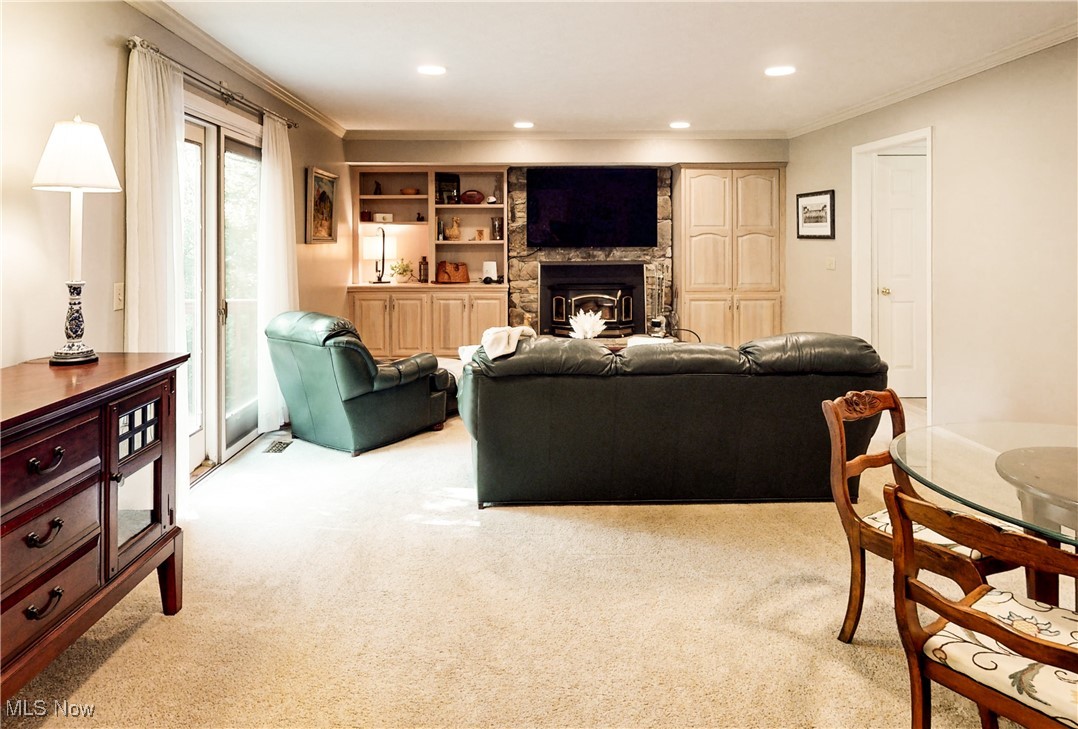 Novelty, Ohio 44072, United States, 4 Bedrooms Bedrooms, ,3 BathroomsBathrooms,Residential,Active,173461