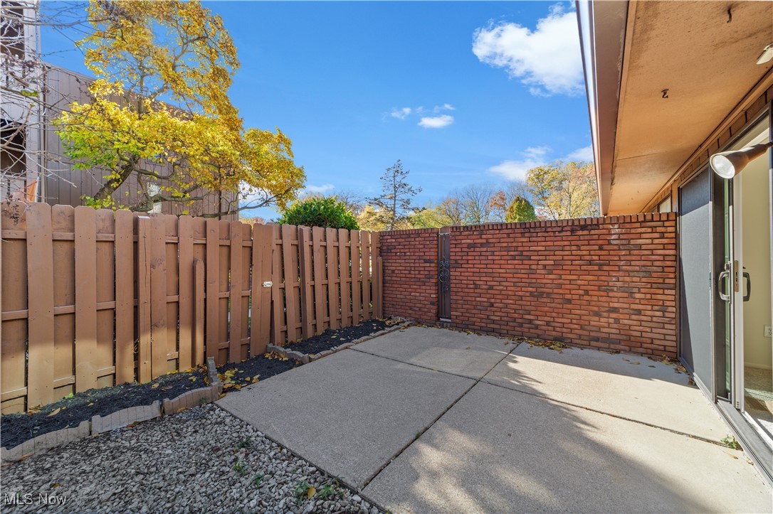 Smugglers Cove Condo Complex 3 - Residential