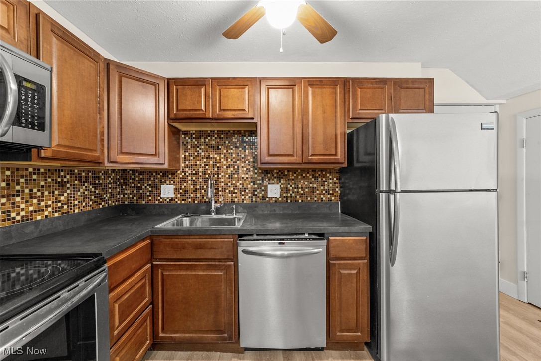 Smugglers Cove Condo Complex 3 - Residential