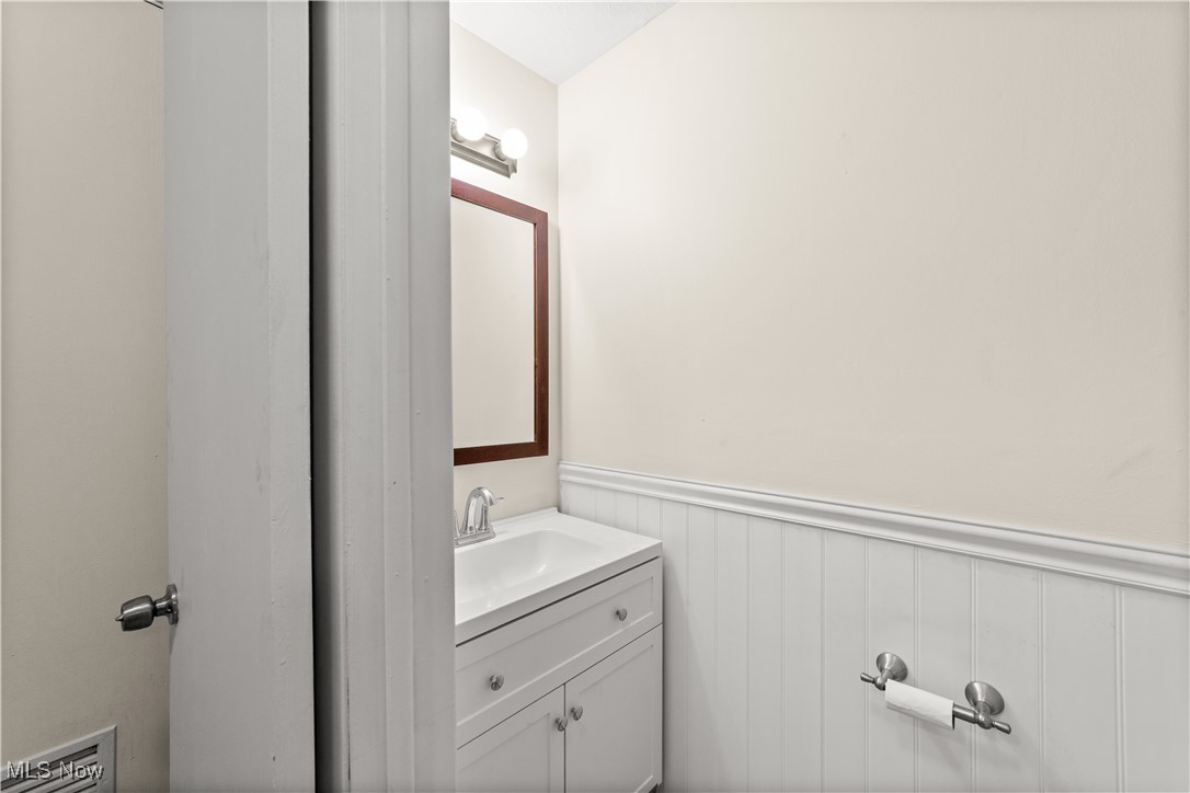 Smugglers Cove Condo Complex 3 - Residential