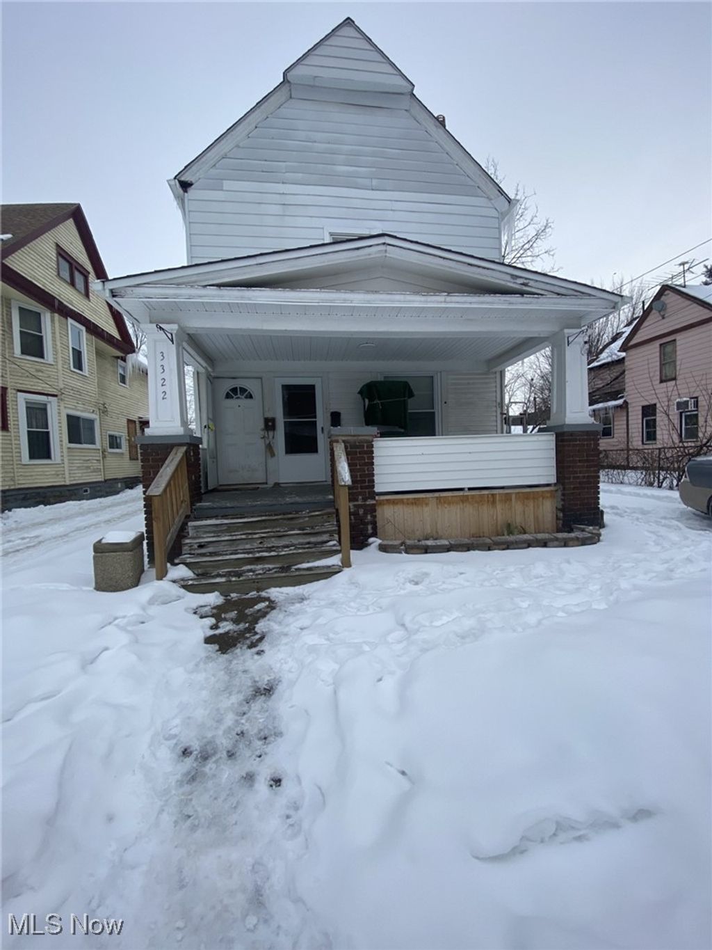 Photo of 3322 Daisy Avenue, Cleveland, OH 44109 (MLS # 5185147)