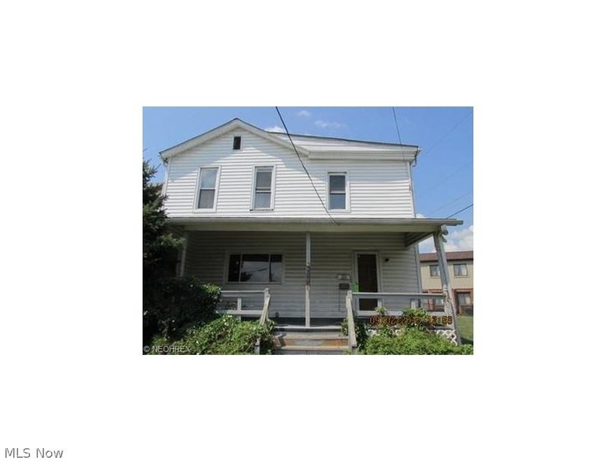 4 bedroom, 2 bath home in need of TLC.  2 car detached garage.  Seller financing available with no minimum credit score required for approval.  Seller is asking for 10% downpayment.  There are no pre-payment penalties.