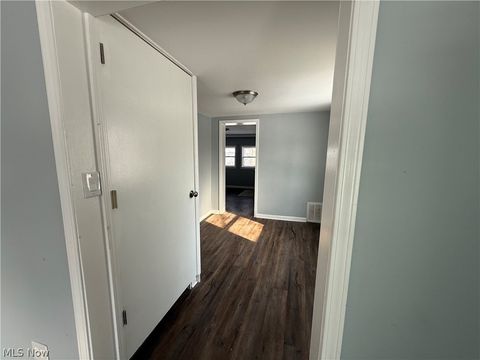 Tiny photo for 1301 E 346th Street, Eastlake, OH 44095 (MLS # 5186557)