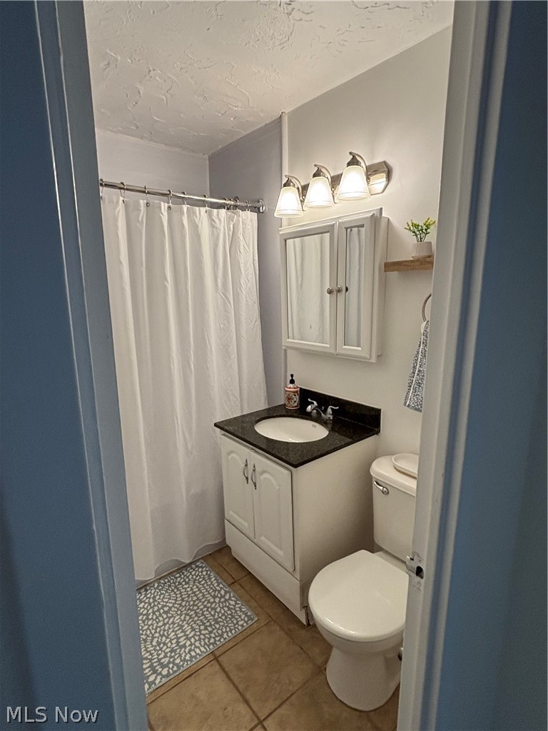 Lake House Condo - Residential