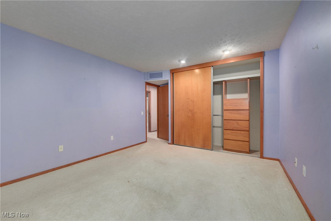 32715 Bridgestone Drive, North Ridgeville, Ohio image 22