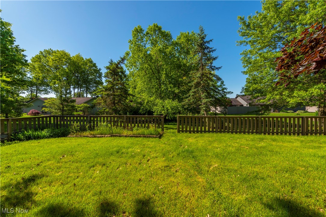 32715 Bridgestone Drive, North Ridgeville, Ohio image 6