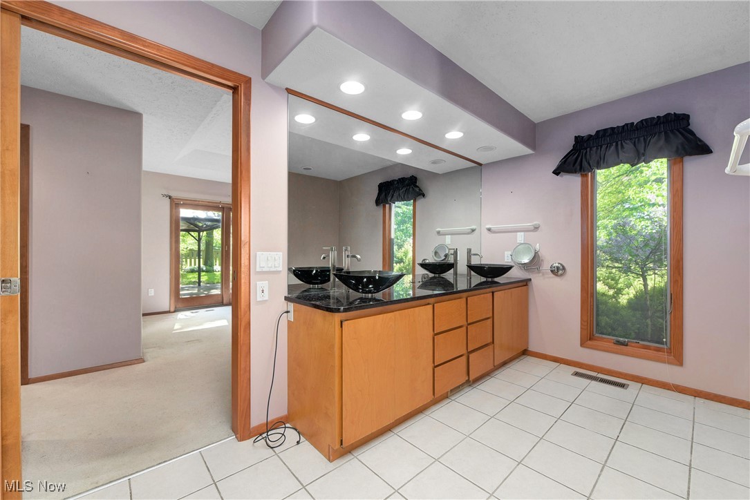32715 Bridgestone Drive, North Ridgeville, Ohio image 14