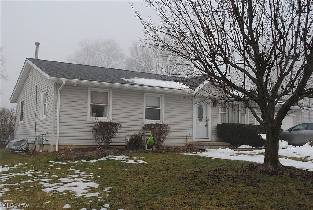 Photo of 876 Hadcock Road, Brunswick, OH 44212 (MLS # 5186618)