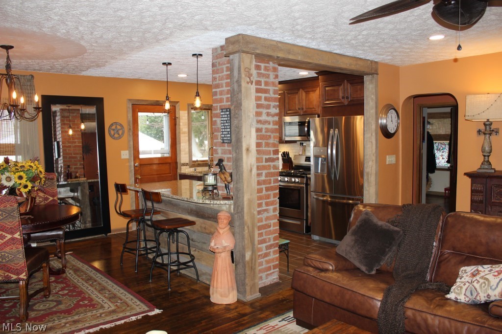 Beverly Park - Residential