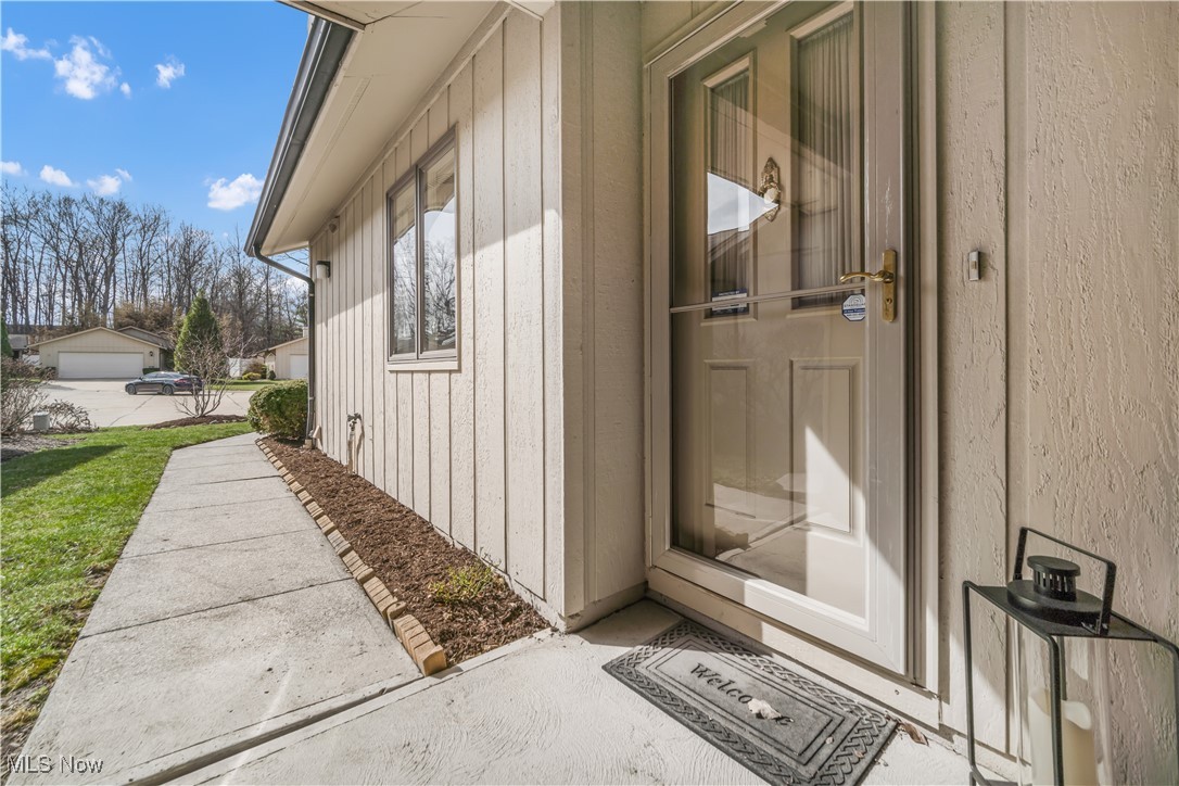 11427 Blodgett Creek Trail, Strongsville, Ohio image 2