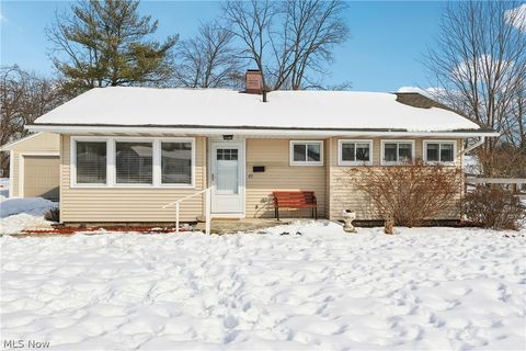 Homes For Sale - 48 Gunnison Court<br/> Medina County, Medina, OH 44256