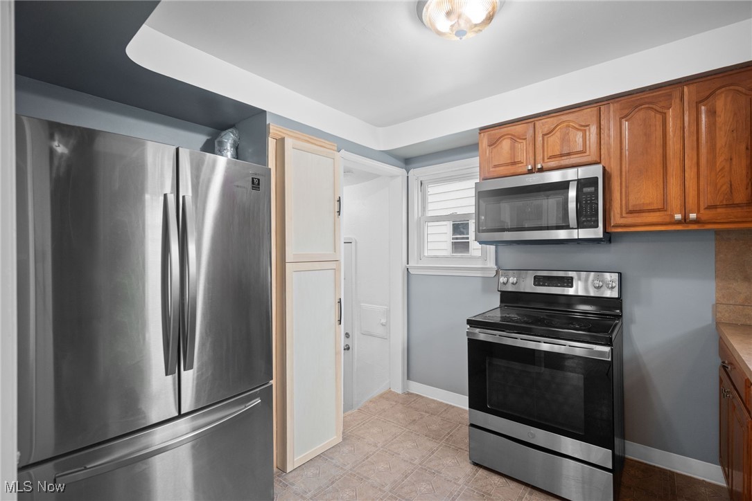 Ridgewood 05 - Residential