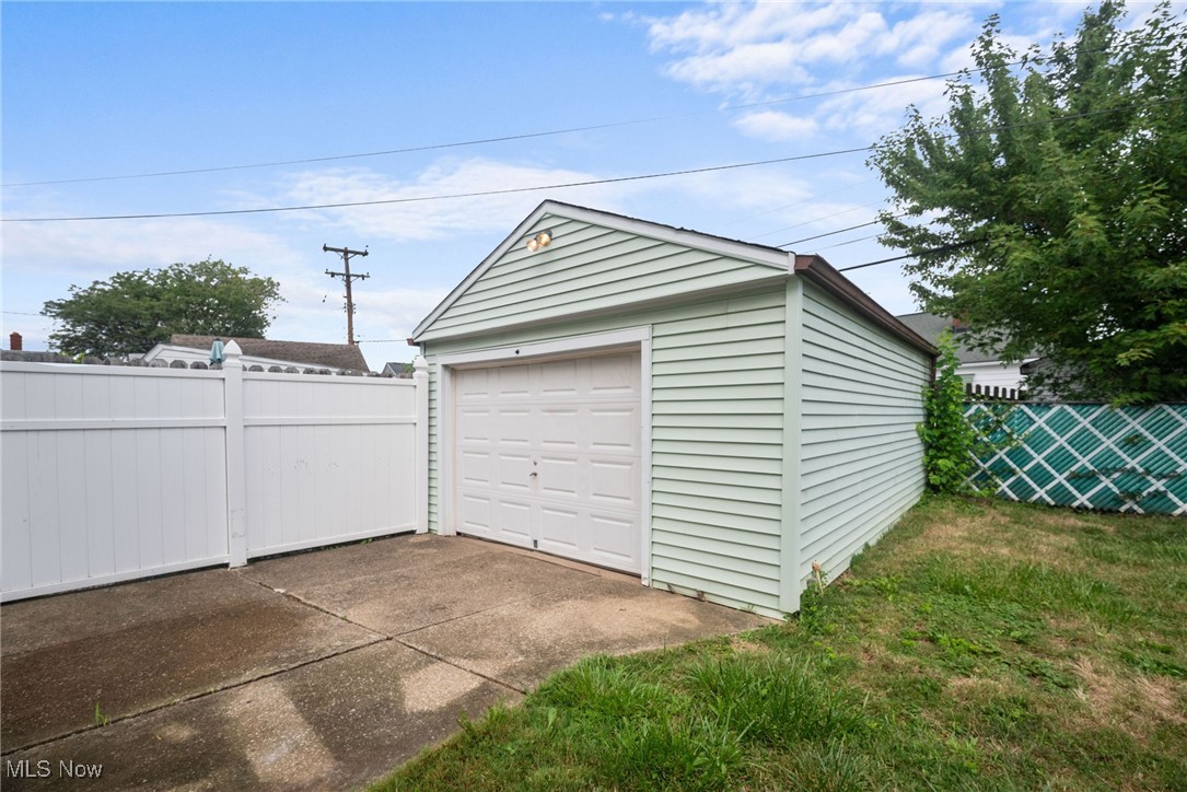 Ridgewood 05 - Residential